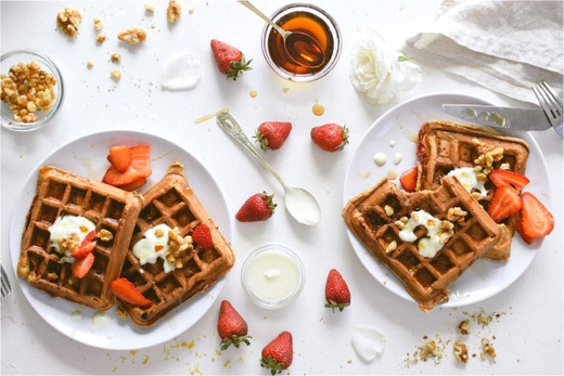 QUICK BREAKFAST HACKS FOR RUSHED MORNINGS