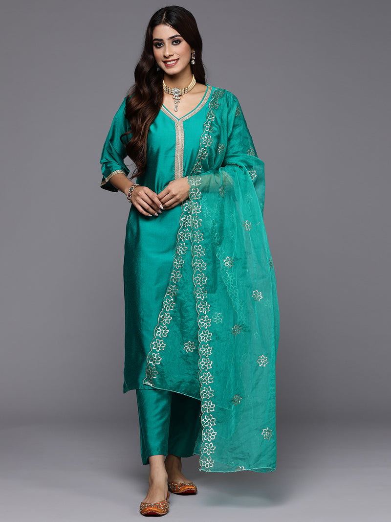Green Solid Silk Blend Straight Kurta With Trousers & Dupatta