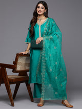 Green Solid Silk Blend Straight Kurta With Trousers & Dupatta