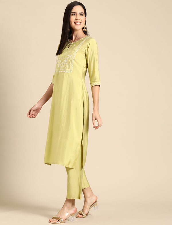 Green Yoke Design Silk Blend Straight Kurta With Trousers & Dupatta