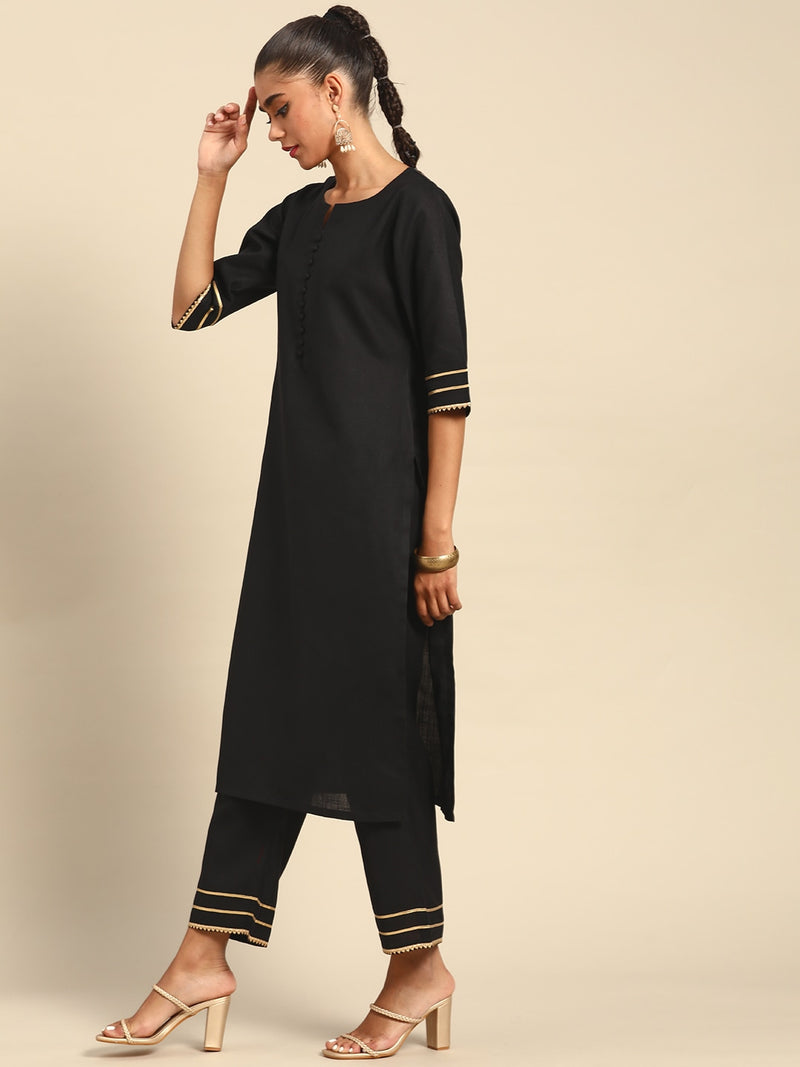 Green Yoke Design Silk Blend Suit Set