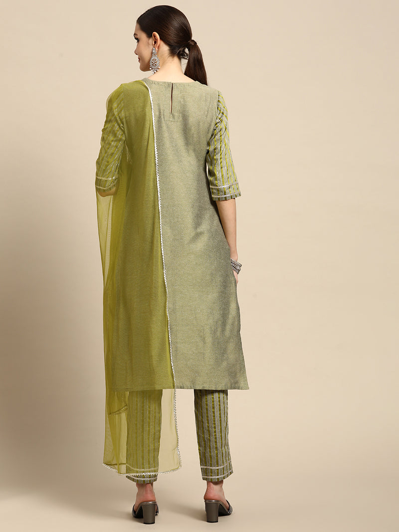 Green Yoke Design Cotton Blend Suit Set